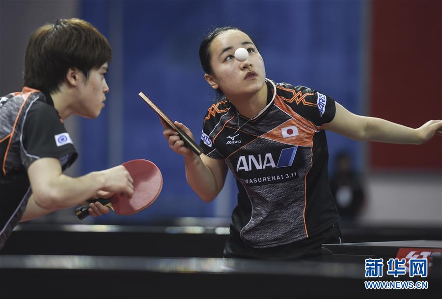 替补球员在 替补球员在