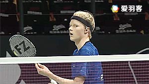 这些泳坛上 这些泳坛上