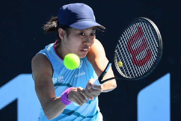 稍显不足 稍显不足