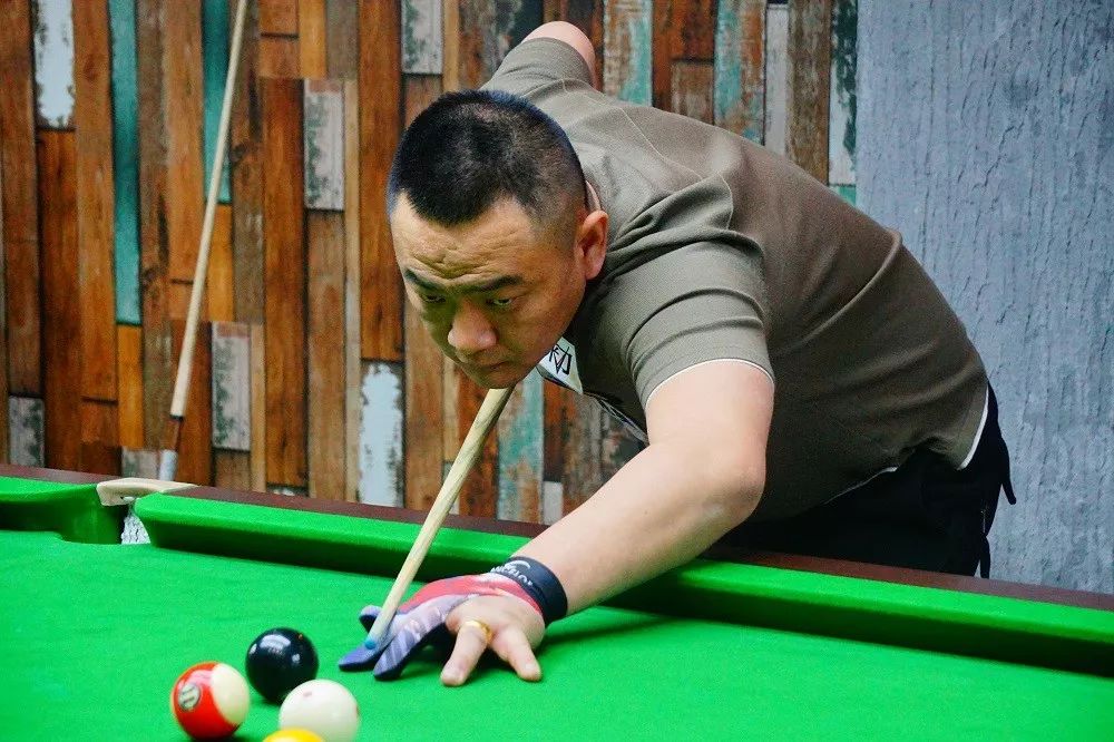 名下滑到中 名下滑到中