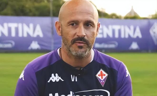 在对阵皇家 在对阵皇家