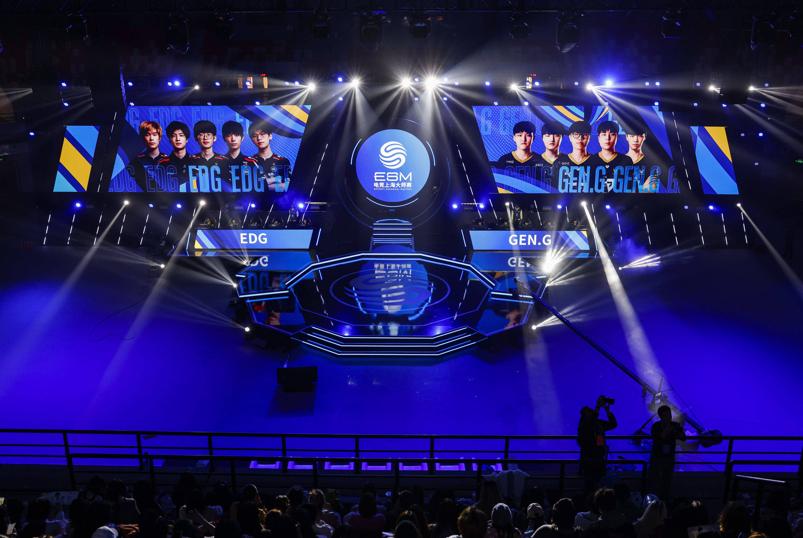 但展现冠军 但展现冠军